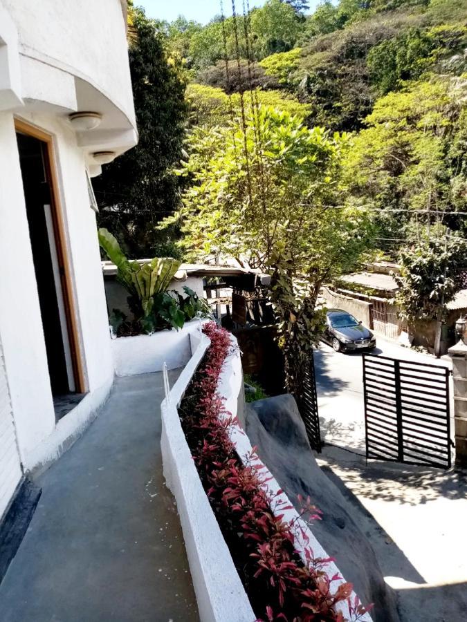 Chandi Mahal Homestay Kandy Buitenkant foto